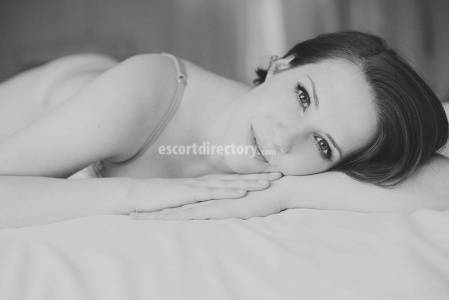 escorts Carolina Aurora