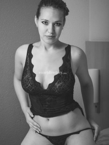 escorts Catia_VieuxPort