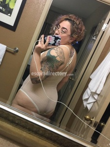 escorts Violette Gunn