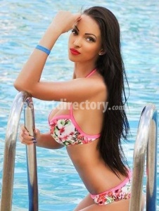 escorts Adelly
