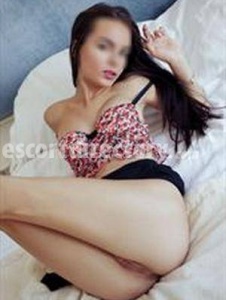 escorts Azalia