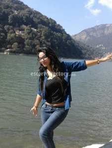 escorts Akshada Sharma