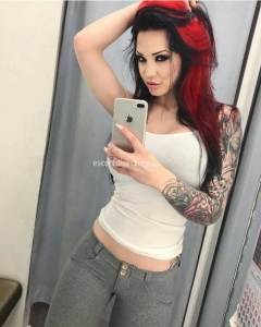 escorts loveableLUCY