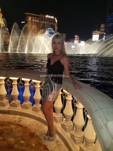 escorts Nina from the 6ix