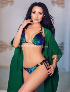 escorts Julia Erotica