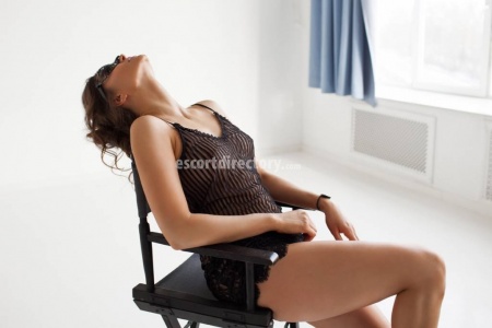 escorts Monica Green