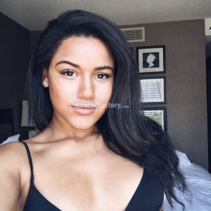 escorts Adriana Artacho