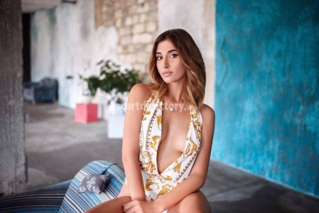 escorts Mia Polish Fashion Model