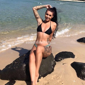 escorts Melanie