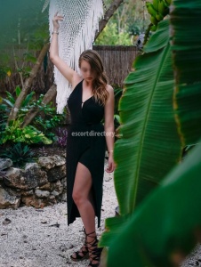 escorts Amber Bowen