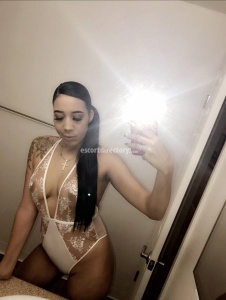 escorts karina lopez