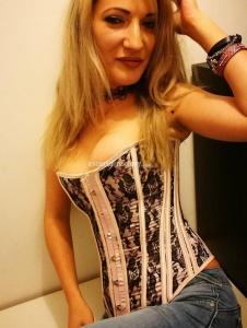 escorts LOLITA