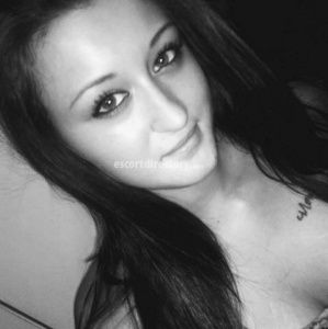 escorts Molly Menace