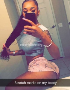 escorts Hottie with a body