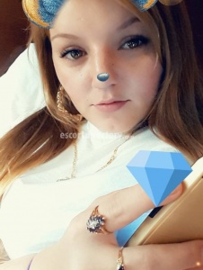 escorts Prettylittlefreak