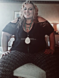 escorts McKenzie Nikole