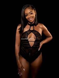 escorts ChampagneDoll