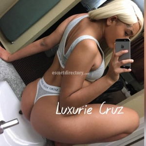 escorts Luxurie Cruz