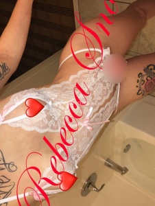escorts Rebecca Snow