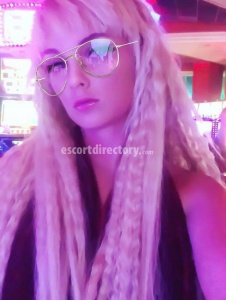 escorts Molly