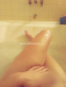 escorts Java