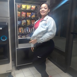 escorts Yamiyummyass