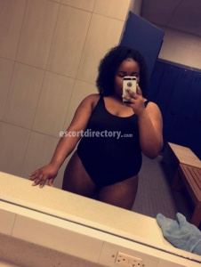 escorts Sweet pussy apple