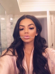 escorts alyssalove