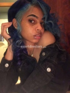escorts Cierra_