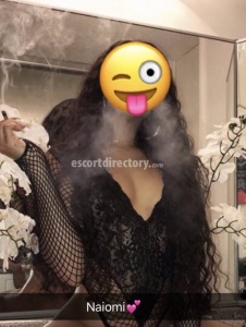 escorts Naii32