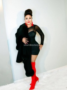 escorts Very Busty Gina