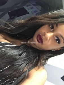 escorts SensualSeductiveSimone