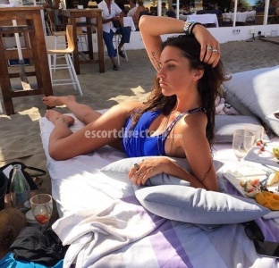 escorts STUNNING KRISTIN