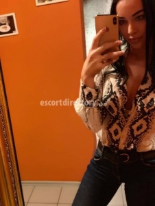 escorts Alina