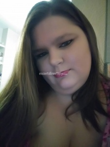 escorts Bustyteat