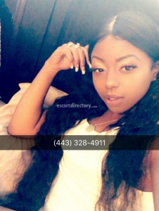 escorts Mya Lee Petite Princess