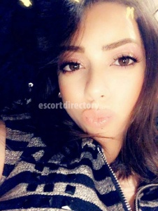 escorts Roz a Lebanese girl