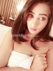 escorts Teena