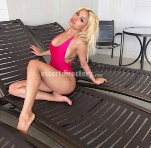 escorts Carisma