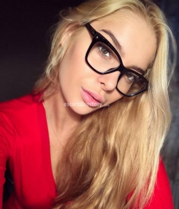 escorts Naomi