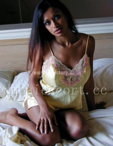 escorts escorts Nica Indian