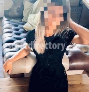 escorts Hollie