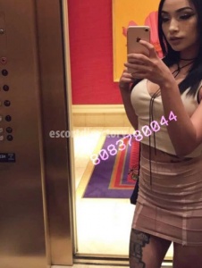 escorts Reyalani