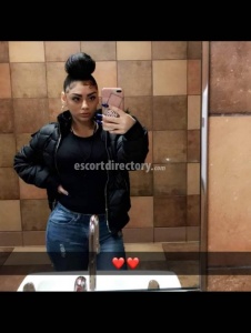 escorts Anahiii