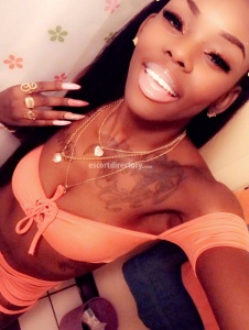 escorts Chocolate
