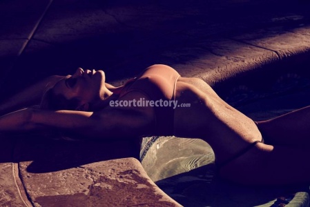 139e09eb927074160e3caef6abc1fcca.jpg escorts Emmy Michelle