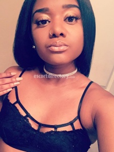 c6cd6a21fc3dda4167d020e9b1299e2a.jpeg escorts Robyn