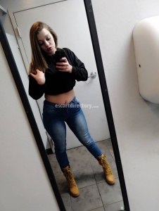 escorts Kora Koncade