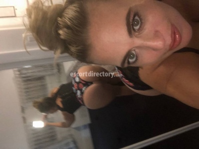 escorts Nina Ross