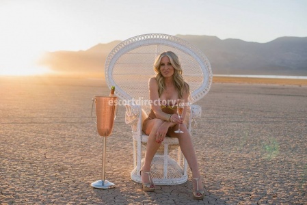 b6ebd7d93dc52b578faf0b2db3988b7d.jpg escorts Samantha Sommers